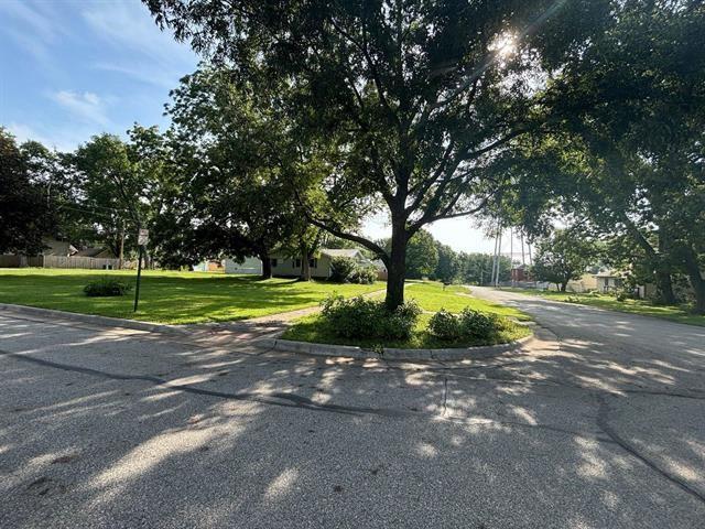 2nd St, Burlington, KS 66839 - photo 4