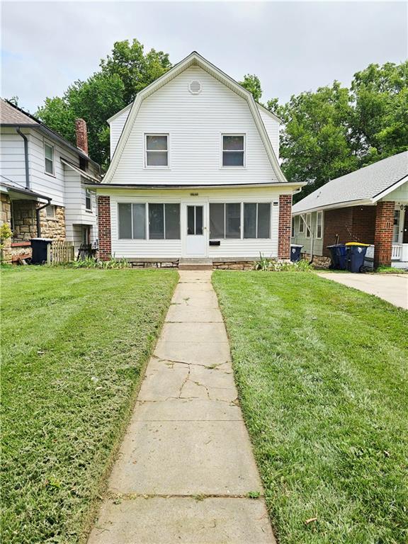 6205 Forest Ave, Kansas City, MO 64110 - photo 1