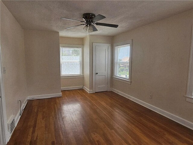 6205 Forest Ave, Kansas City, MO 64110 - photo 10