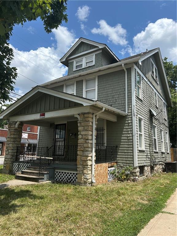 3901 Central St, Kansas City, MO 64111 - photo 1