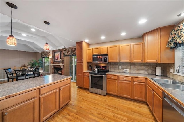5801 W 94th St, Overland Park, KS 66207 - photo 3
