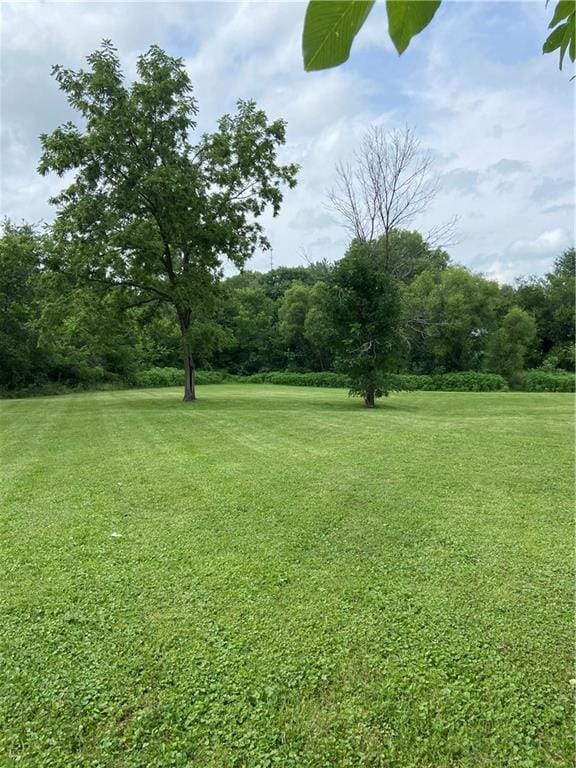 408 W 6th St, Hamilton, MO 64644 - photo 3