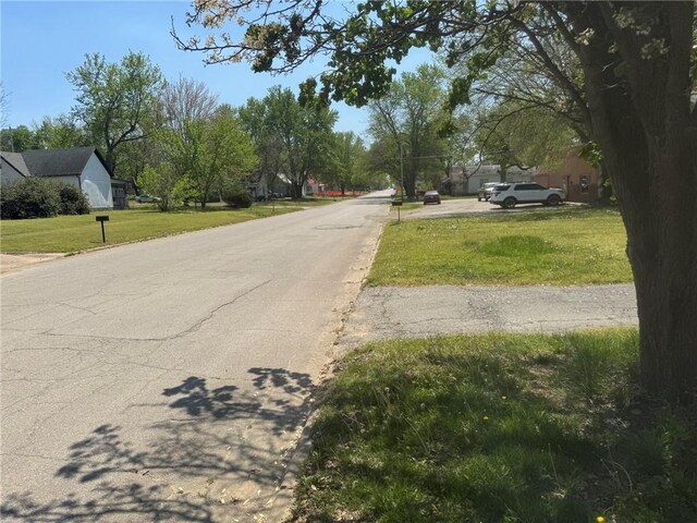 519 N Wood St, Caney, KS 67333 - photo 14