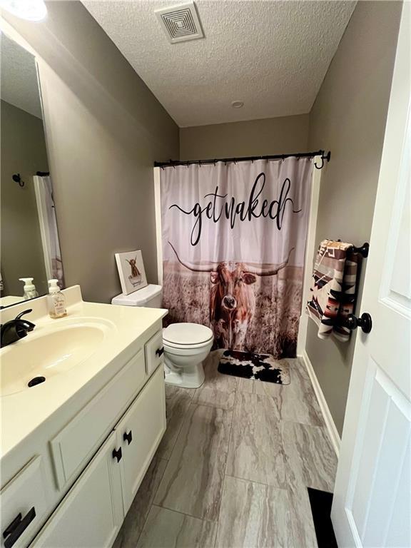 1111 NE 188th St, Smithville, MO 64089 - photo 22