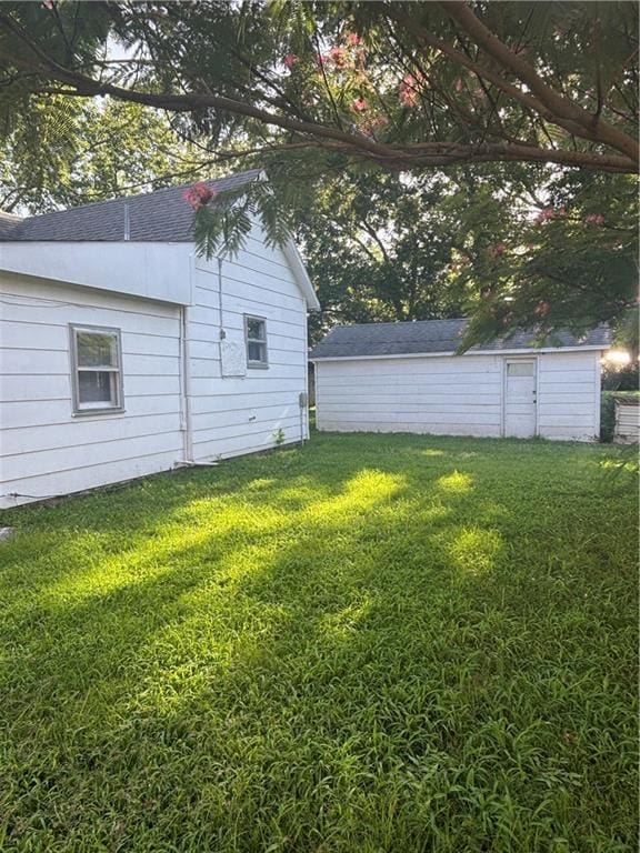 607 E 6th St, Pleasanton, KS 66075 - photo 1