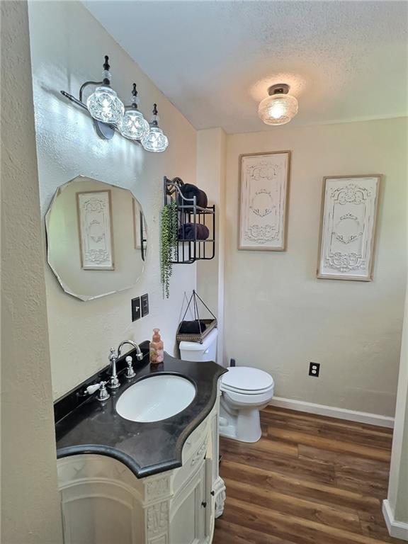515 N Main St, Nevada, MO 64772 - photo 3
