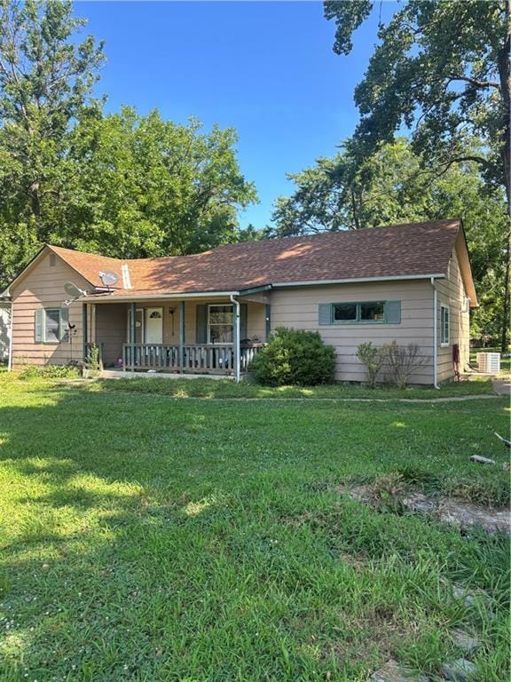 109 W 7th St, Pleasanton, KS 66075 - photo 1