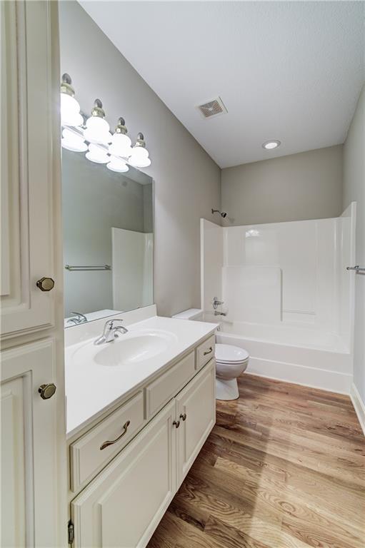 2511 NW Ashurst Dr, Lees Summit, MO 64081 - photo 23