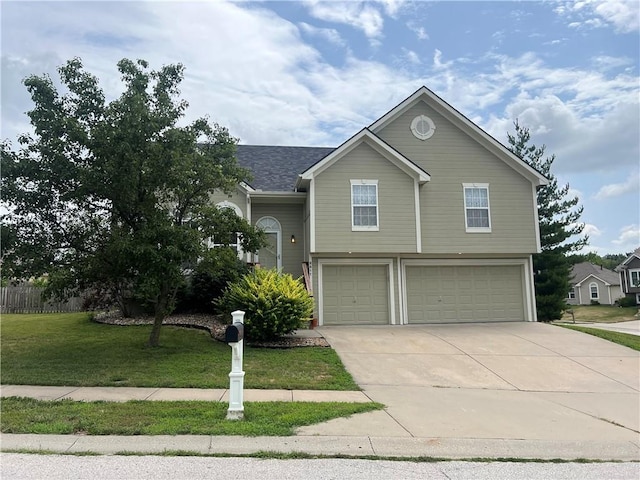 8611 N Mersington Ave, Kansas City, MO 64156 - photo 1
