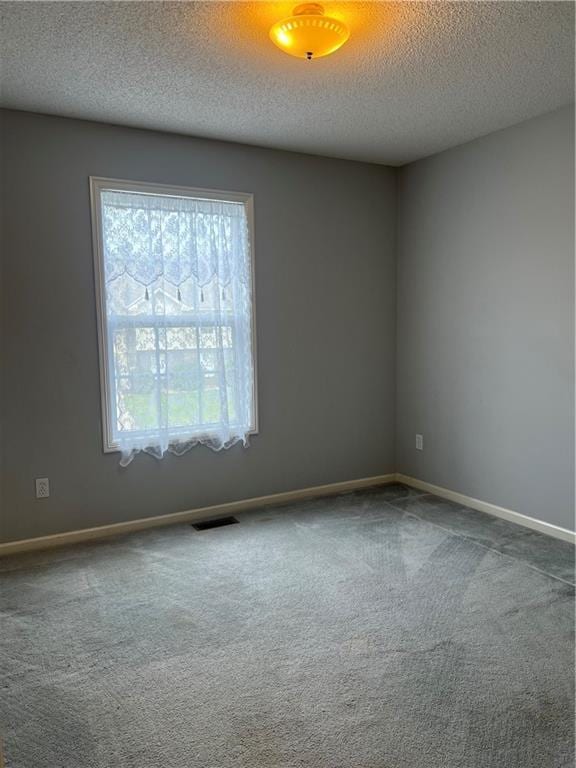 8611 N Mersington Ave, Kansas City, MO 64156 - photo 26