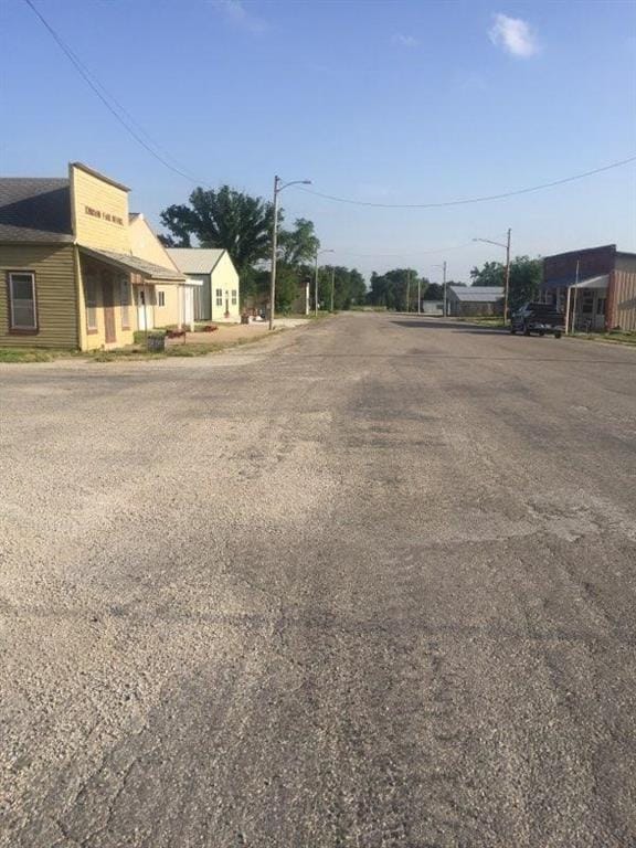 315 Commercial St, Kincaid, KS 66039 - photo 11