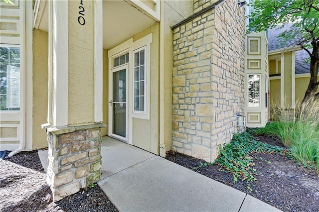 4523 W 159th Ter Unit 120, Overland Park, KS 66085 - photo 1