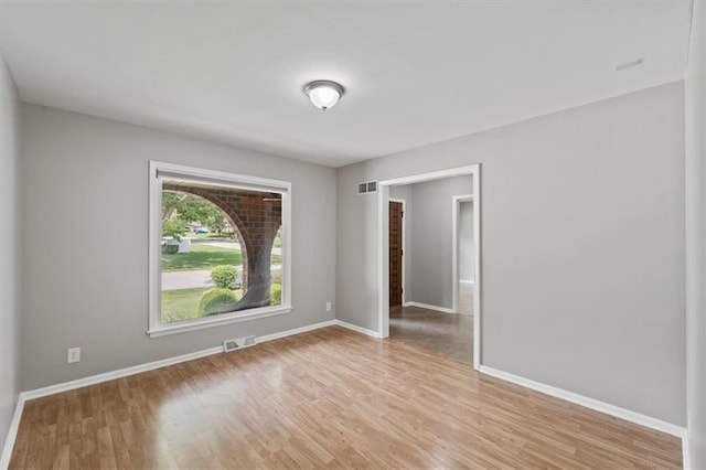 407 NW Lincolnwood Dr, Lees Summit, MO 64063 - photo 6