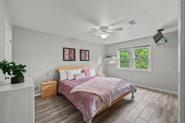 407 NW Lincolnwood Dr, Lees Summit, MO 64063 - photo 32