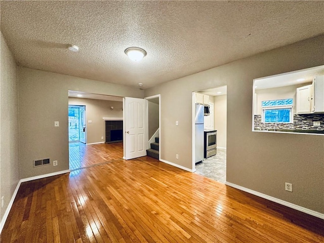 1347 E 76th St, Kansas City, MO 64131 - photo 10
