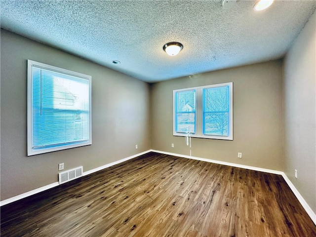 1347 E 76th St, Kansas City, MO 64131 - photo 25