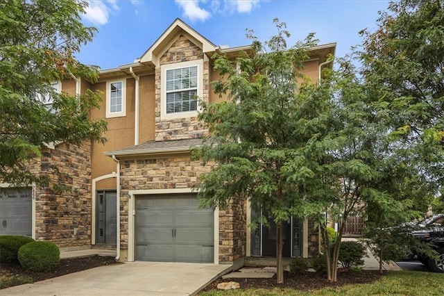 7862 W 158th Ct, Overland Park, KS 66223 - photo 2