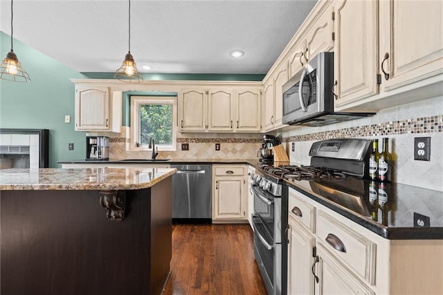 4213 SW Sapelo Dr, Lees Summit, MO 64082 - photo 10