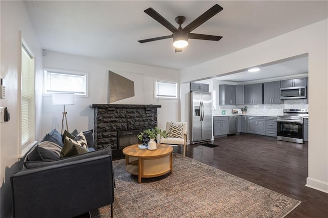 3411 E 36th St, Kansas City, MO 64128 - photo 4