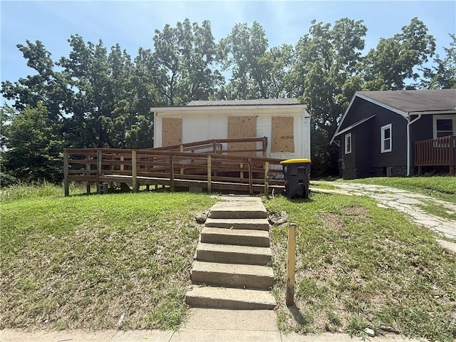 3005 E 52nd St, Kansas City, MO 64130 - photo 2