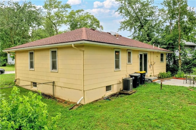 11623 Sycamore Dr, Kansas City, MO 64134 - photo 25