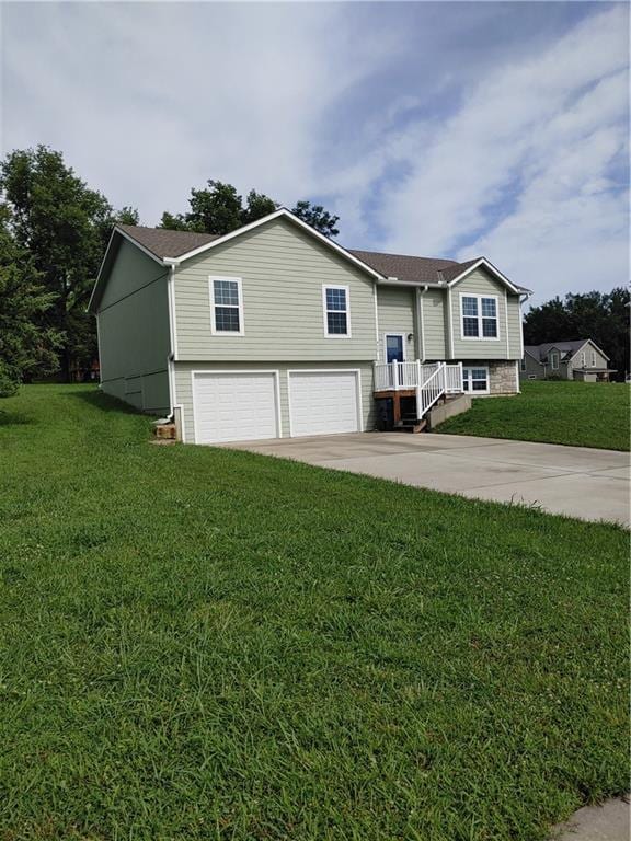 411 Turkey Run Cir, Oskaloosa, KS 66066 - photo 1