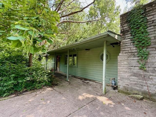 715 Forrest Ave, Lawrence, KS 66044 - photo 1