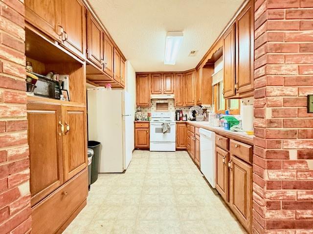 715 Forrest Ave, Lawrence, KS 66044 - photo 12