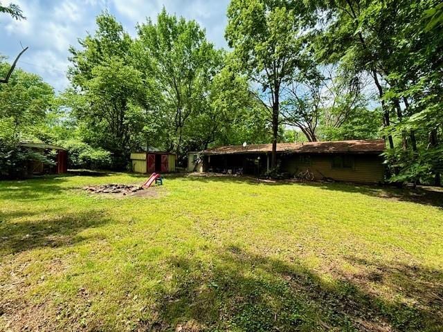 715 Forrest Ave, Lawrence, KS 66044 - photo 38
