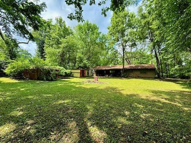 715 Forrest Ave, Lawrence, KS 66044 - photo 43