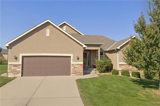 304 Alexander Creek Ct, Raymore, MO 64083 - photo 1
