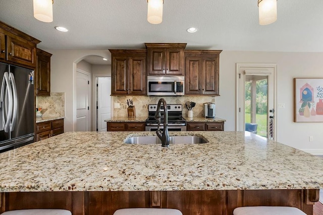 304 Alexander Creek Ct, Raymore, MO 64083 - photo 8