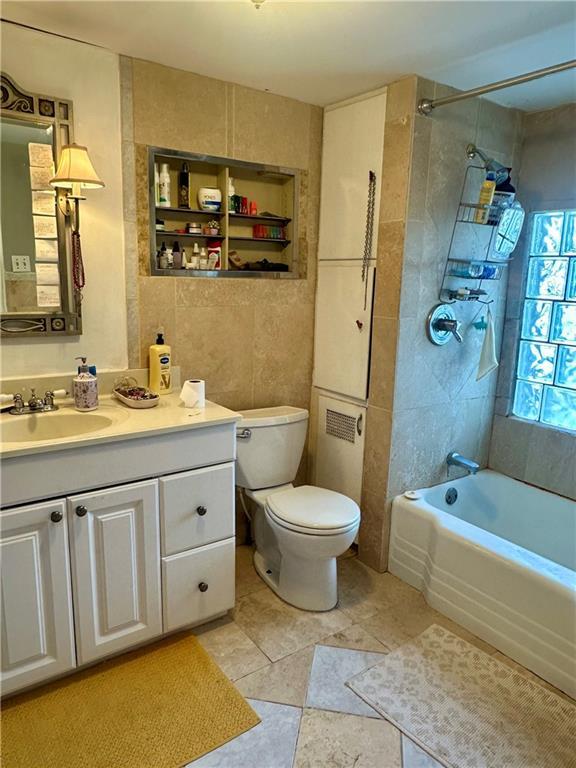 1303 W 40th St, Kansas City, MO 64111 - photo 7