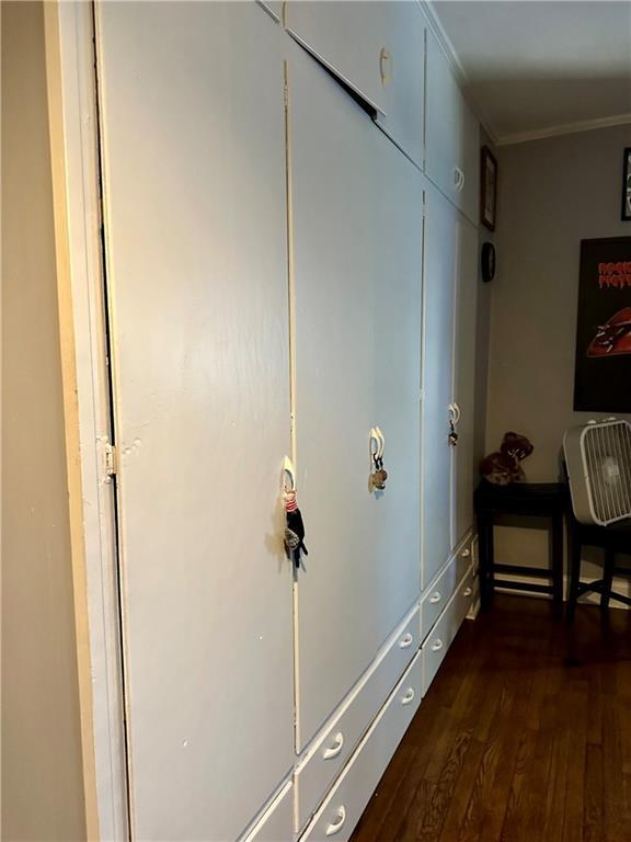 1303 W 40th St, Kansas City, MO 64111 - photo 14