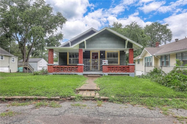 1242 S Hardy St, Independence, MO 64052 - photo 2