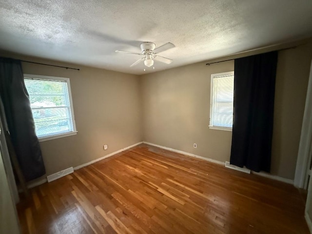 3301 E 106th Ter, Kansas City, MO 64137 - photo 23