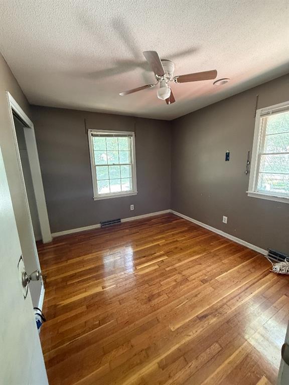 3301 E 106th Ter, Kansas City, MO 64137 - photo 28