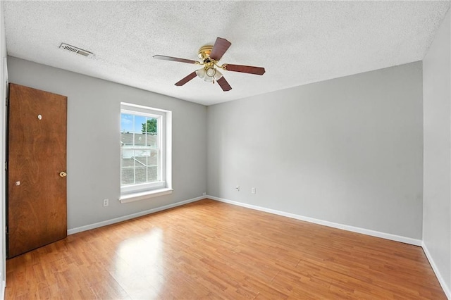 6154 E 129th St, Grandview, MO 64030 - photo 9