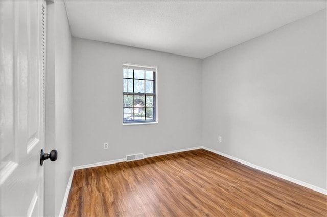 20107 E Blue Mills Ct, Independence, MO 64056 - photo 11
