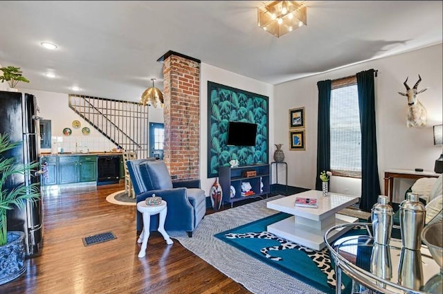 431 N Thompson St, Kansas City, KS 66101 - photo 4