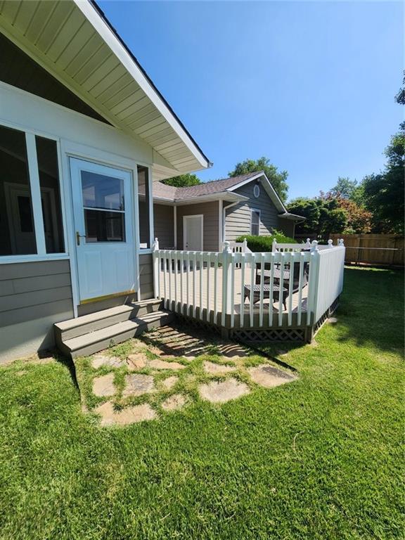 704 Twin Lakes Dr, Pittsburg, KS 66762 - photo 49
