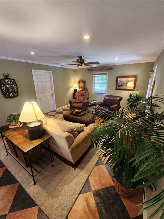 704 Twin Lakes Dr, Pittsburg, KS 66762 - photo 42