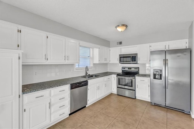 15612 Barkley St, Overland Park, KS 66223 - photo 12