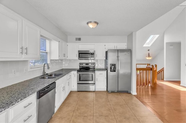 15612 Barkley St, Overland Park, KS 66223 - photo 13