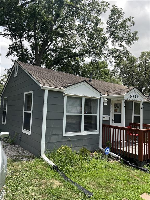 5315 Ash Ave, Raytown, MO 64133 - photo 2