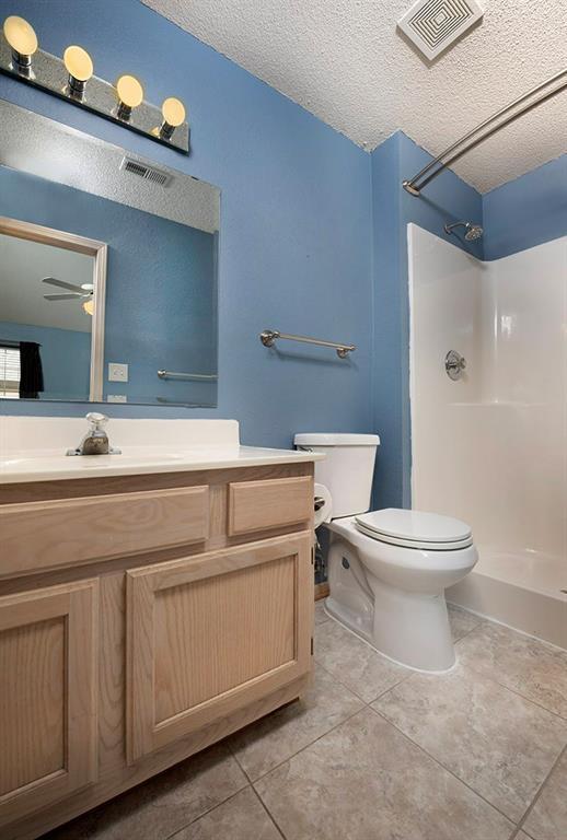 5602 NW Moonlight Meadow Ct, Lees Summit, MO 64064 - photo 24