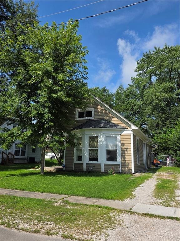 1402 SE Park Ave, Oak Grove, MO 64075 - photo 1