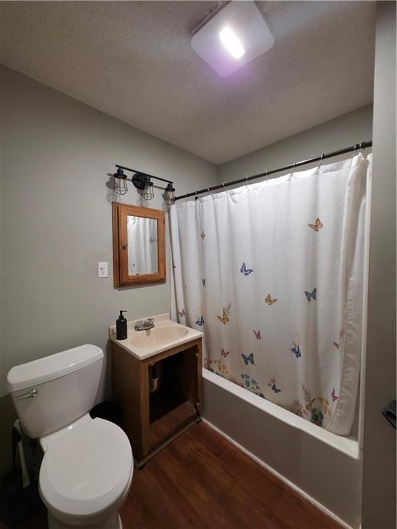 1402 SE Park Ave, Oak Grove, MO 64075 - photo 6