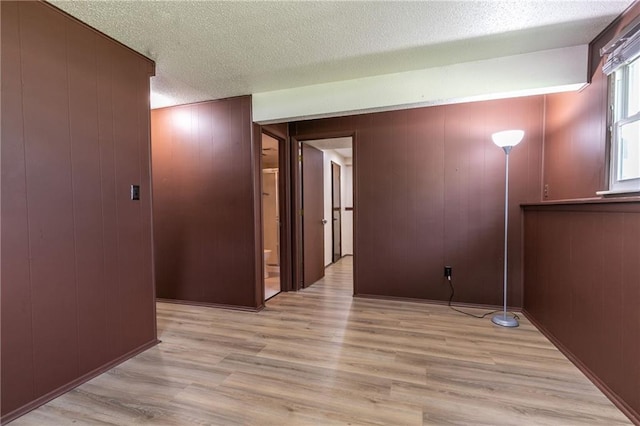 7526 Monrovia St, Lenexa, KS 66216 - photo 19