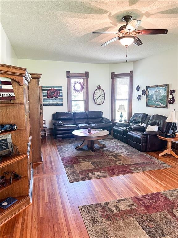 713 Brookfield Ave, Brookfield, MO 64628 - photo 8